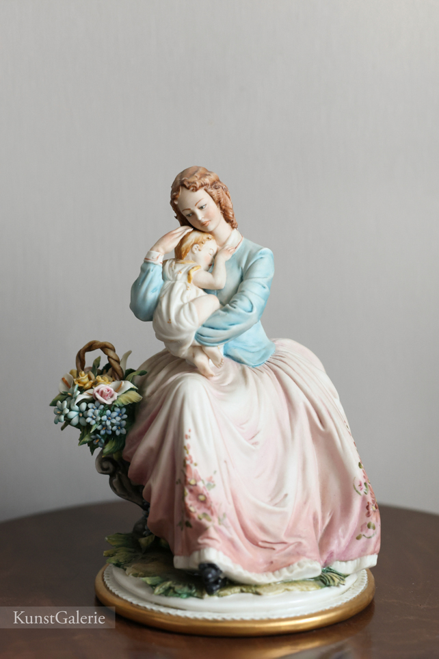 Мать и дитя, Cazzola, Capodimonte, фарфоровые статуэтки. KunstGalerie