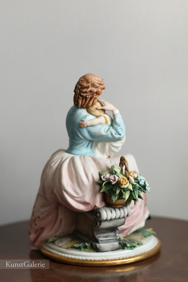 Мать и дитя, Luciano Cazzola, Capodimonte, статуэтка